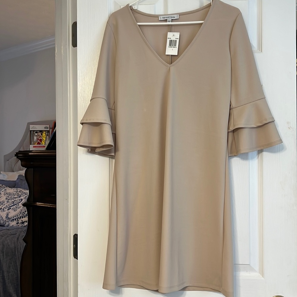 BEIGE DRESS
